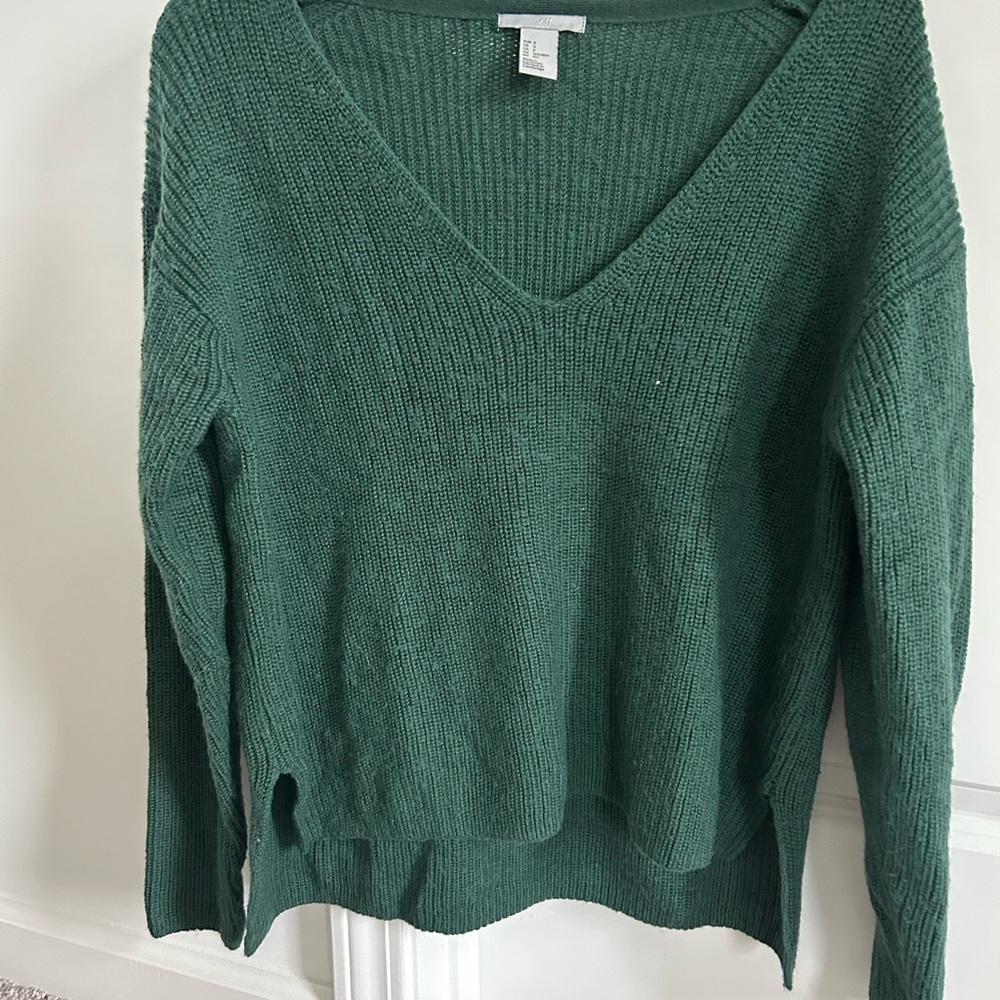 Women's Green Sweater